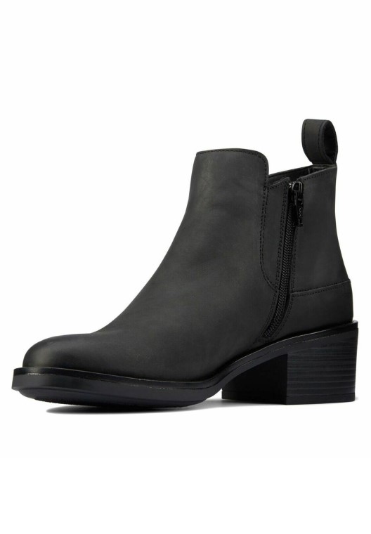 Botines Clarks Memi Zip Negro