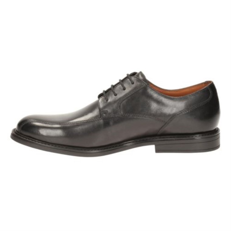Beckfield En Cuero Negro Clarks