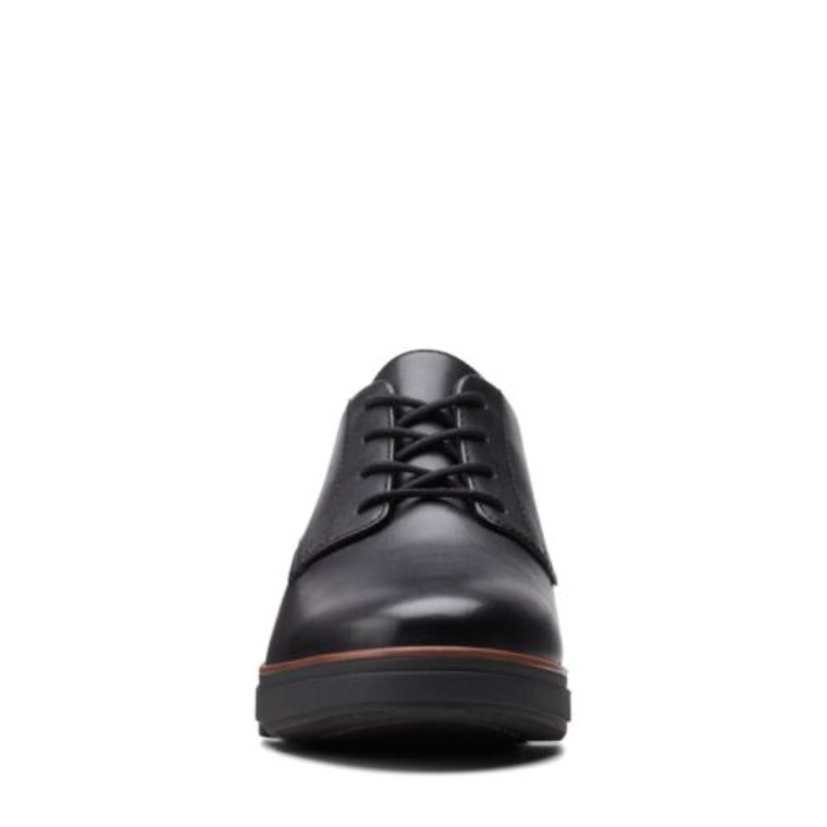 Cuero Negro Laberinto Hyannis Clarks