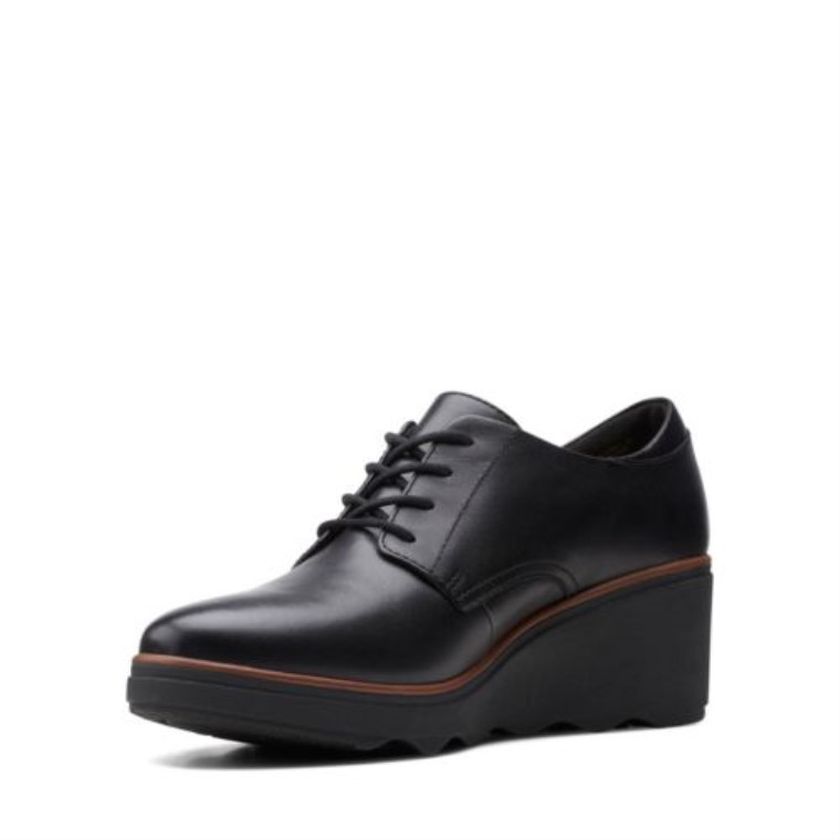 Cuero Negro Laberinto Hyannis Clarks