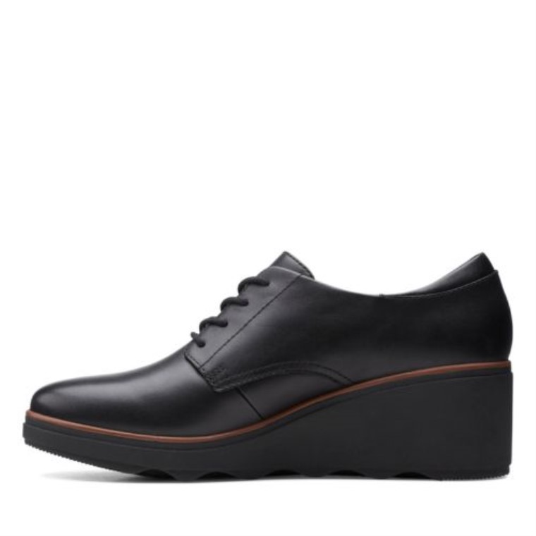 Cuero Negro Laberinto Hyannis Clarks
