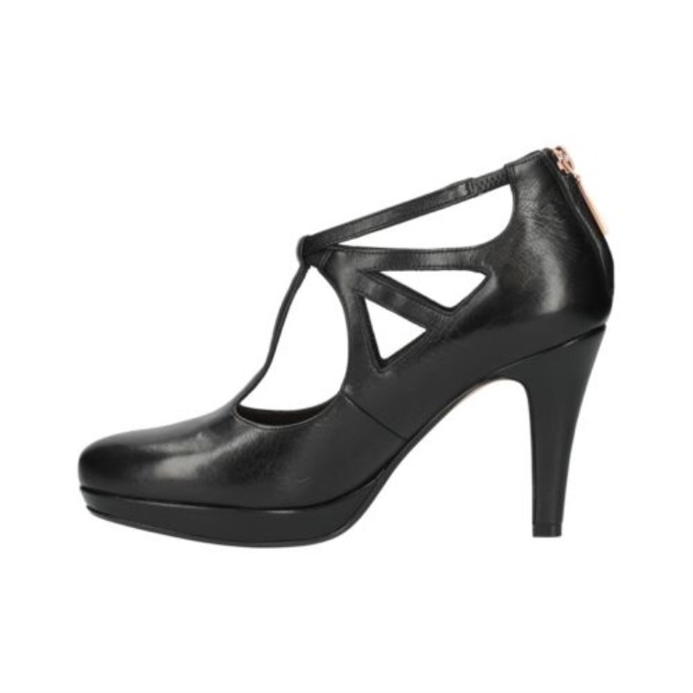 Clarks Cuero Negro Betsy Lockwood