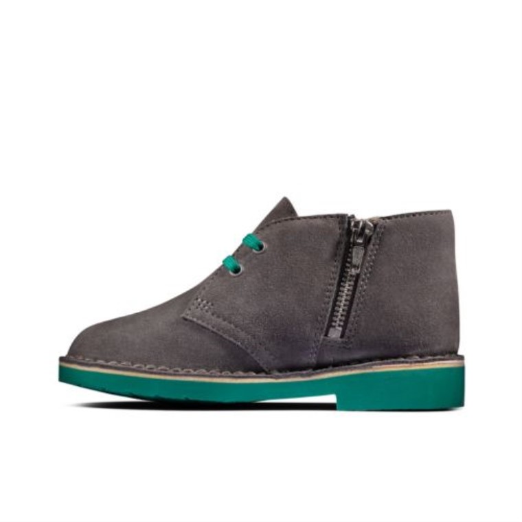 Gris Oscuro Clarks Desert Boot2 Jnr G Fit