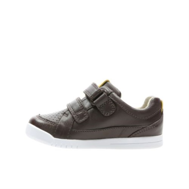 Emery Walk Fst F Fit Clarks Cuero Marrón