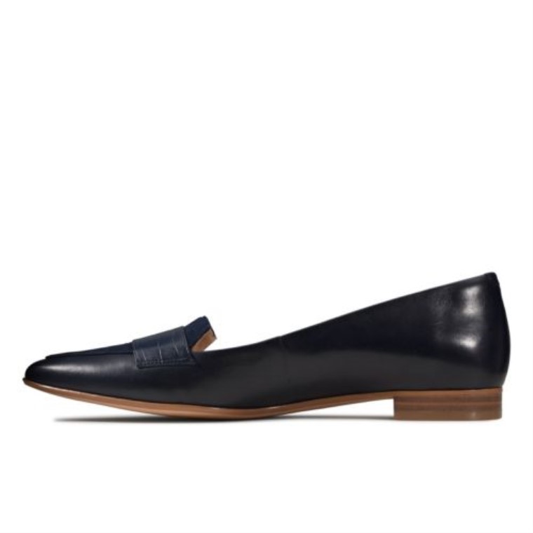 Laina 15 Mocasín Clarks Azul Marino Croc Combi