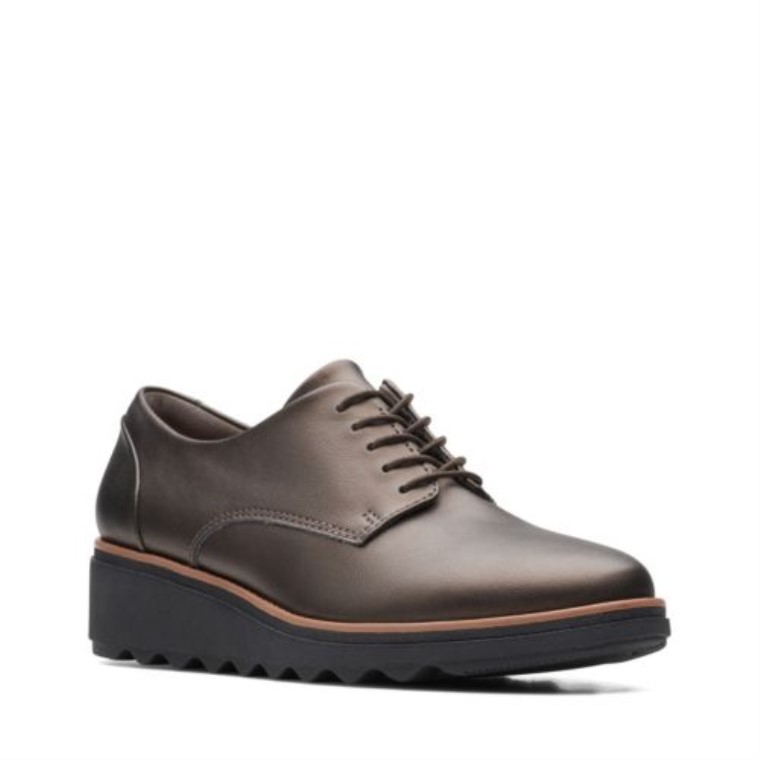 Sharon Noel Marrón Antiguo Clarks