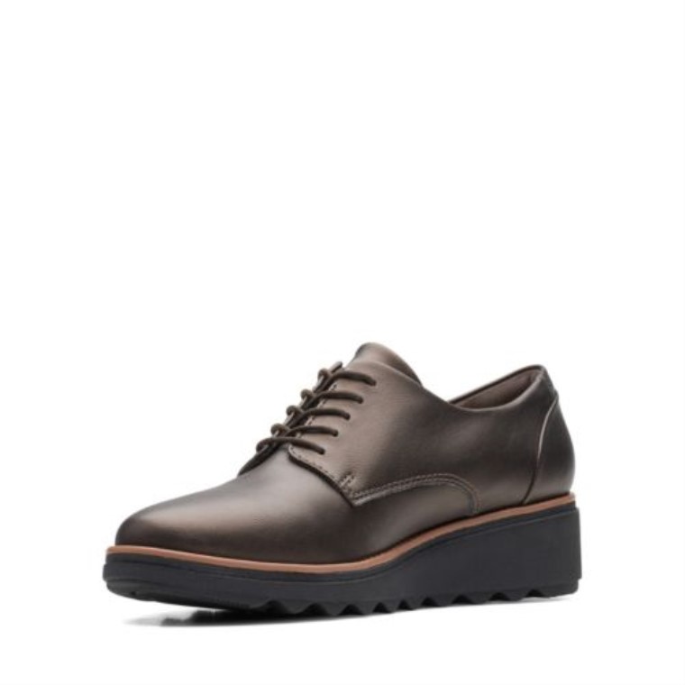 Sharon Noel Marrón Antiguo Clarks