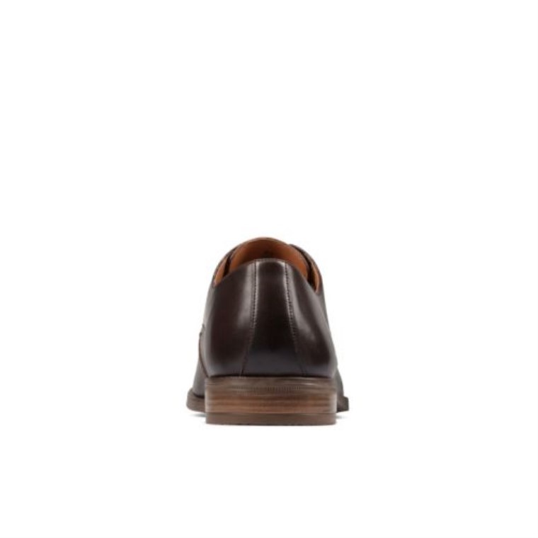 Stanford Walk Cuero Marrón Oscuro Clarks