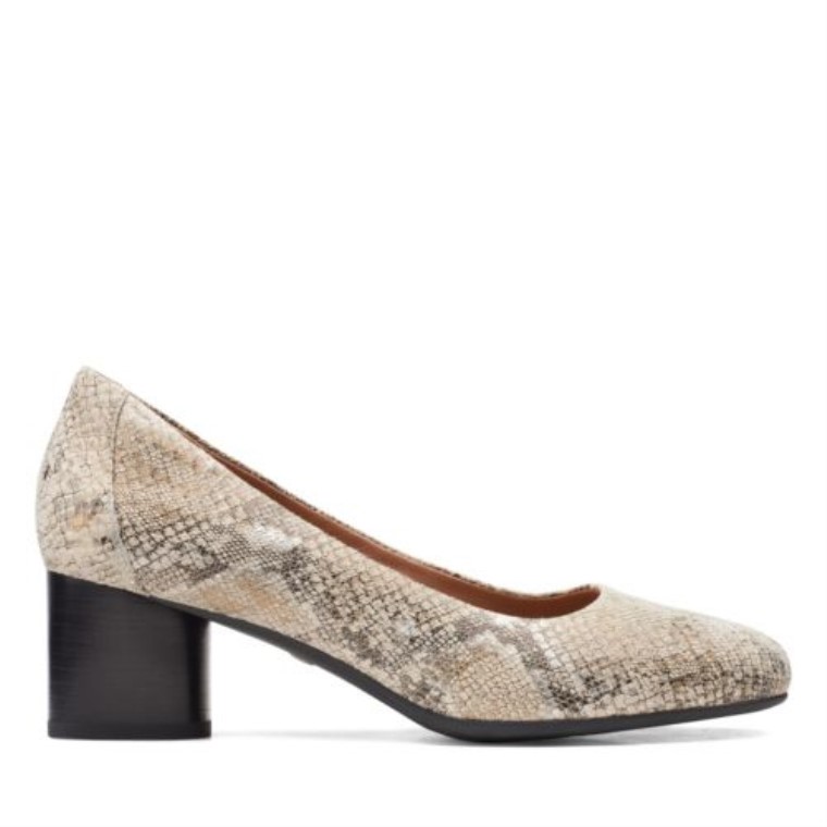 Un Vestido Cosmo Clarks Marfil