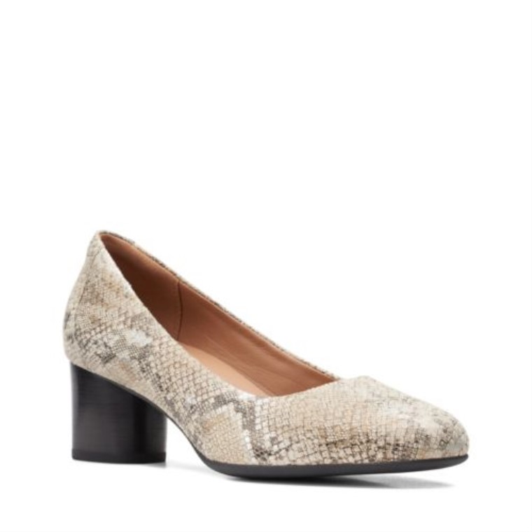 Un Vestido Cosmo Clarks Marfil
