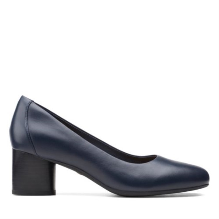 Un Cosmo Vestido Azul Marino Cuero Clarks