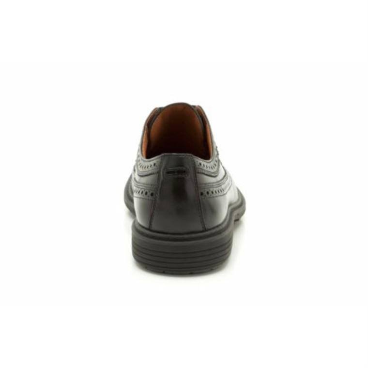 Un Límite De Clarks Negros