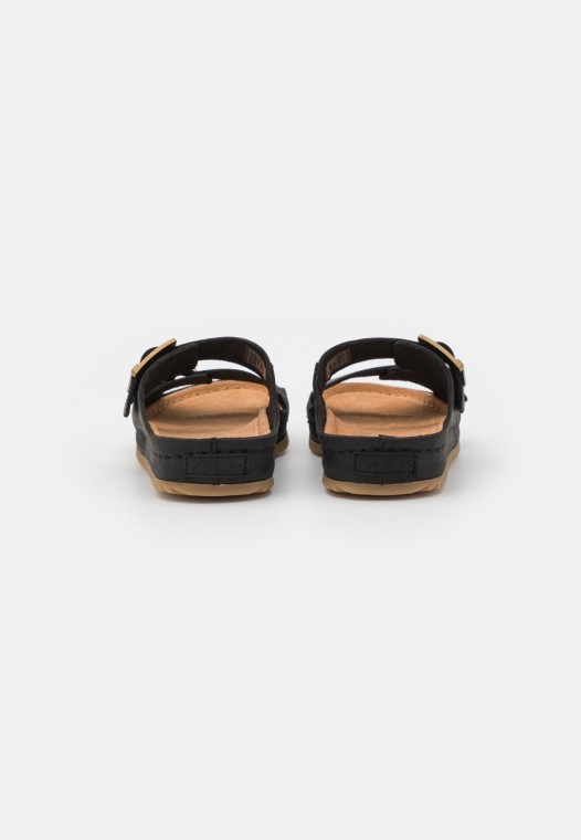 Pantuflas Negras Clarks Brookleigh Sun