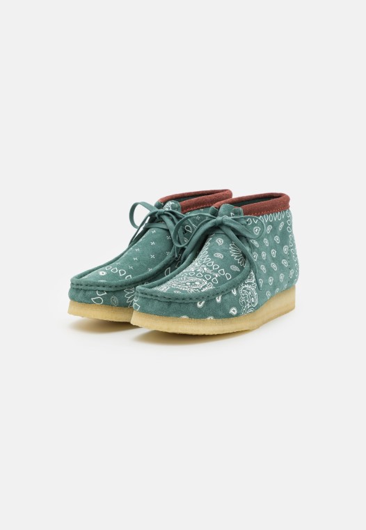Zapatos Con Cordones Casuales Wallabee De Clarks Verde
