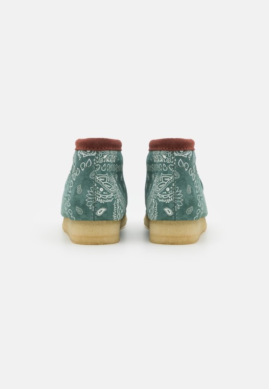 Zapatos Con Cordones Casuales Wallabee De Clarks Verde