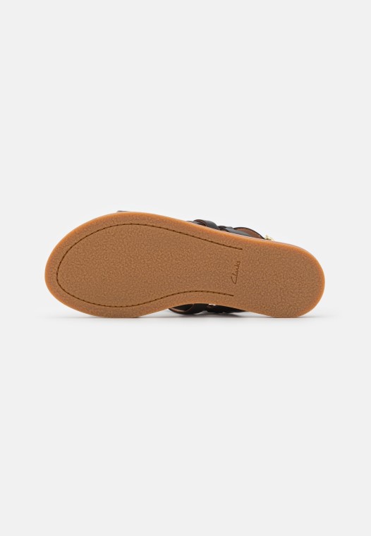 Sandalias Negras Clarks Karsea Para El Sol