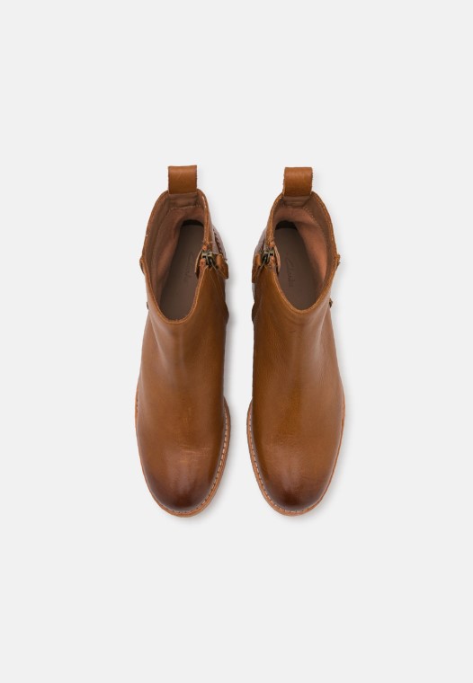 Botines Con Cremallera Cologne Marrón Oscuro Clarks