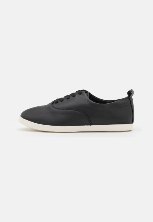Negro Ace Lite Corbata Casual Con Cordones Clarks