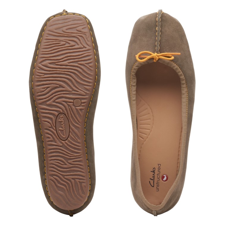 Clarks Peca Hielo Oliva Oscuro Ante