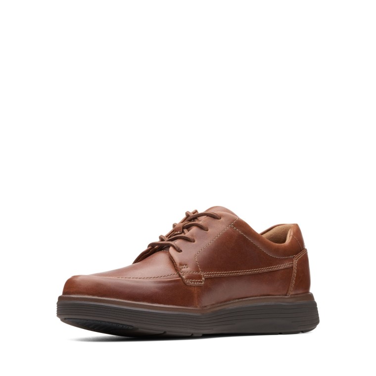 Cuero Marrón Oscuro Un Morada Facilidad Clarks