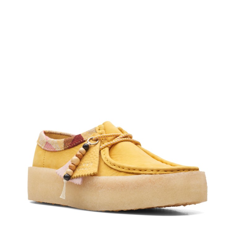 Taza Wallabee Clarks Nobuk Amarilla Baja