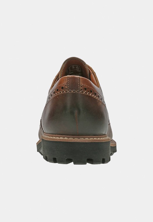 Marrón Clarks Batcombe Wing Cordones