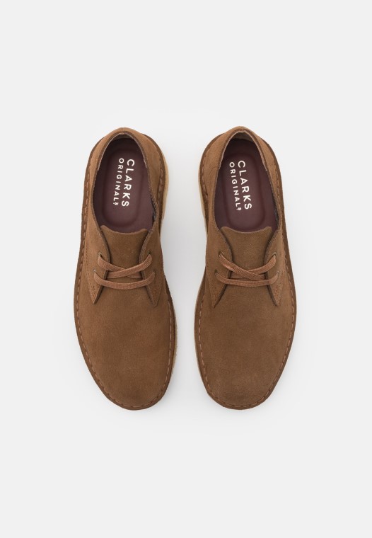 Desierto Khan Casual Con Cordones Cola Clarks