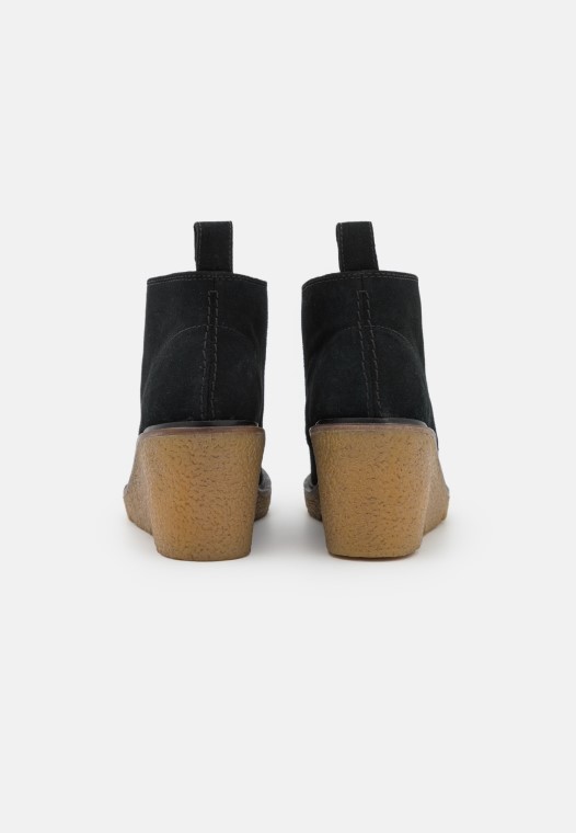Botines Negros Con Cordones Clarks